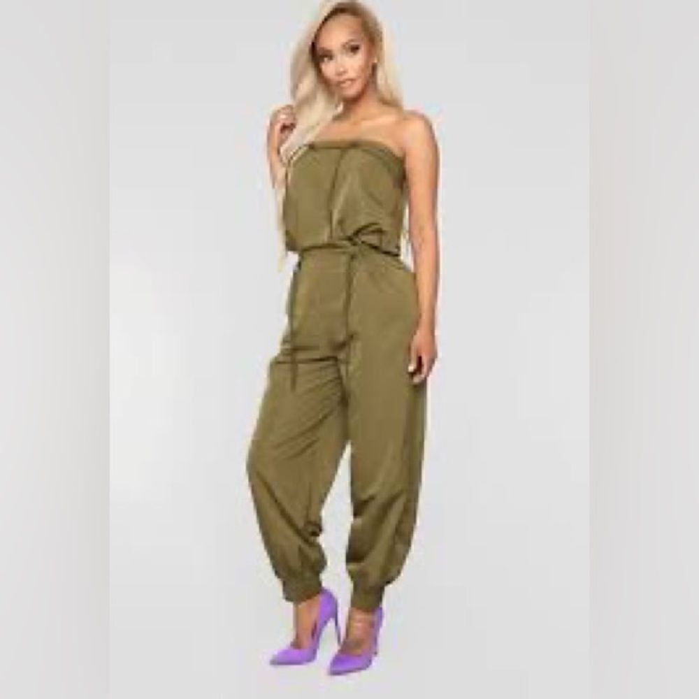 Fashion Nova Coñac Jumpsuit Cargo One Arm Large